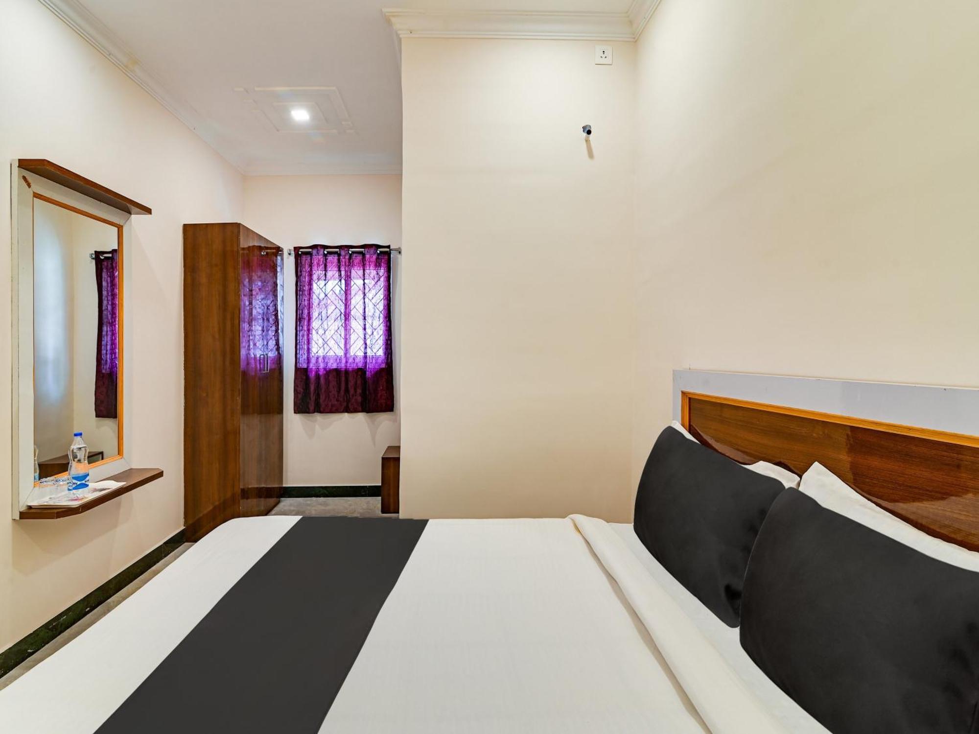 Hotel O Rj Royal Inn Vellore Exterior foto