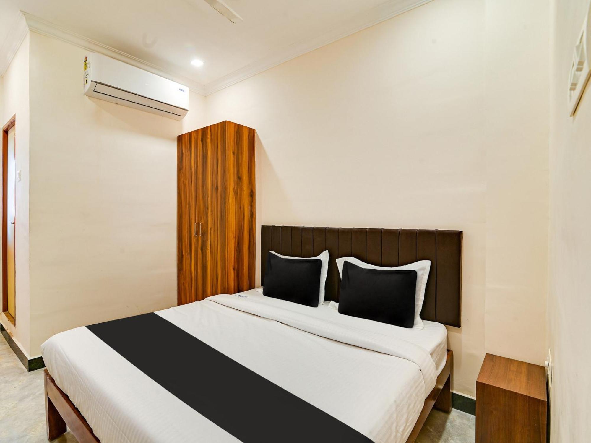Hotel O Rj Royal Inn Vellore Exterior foto